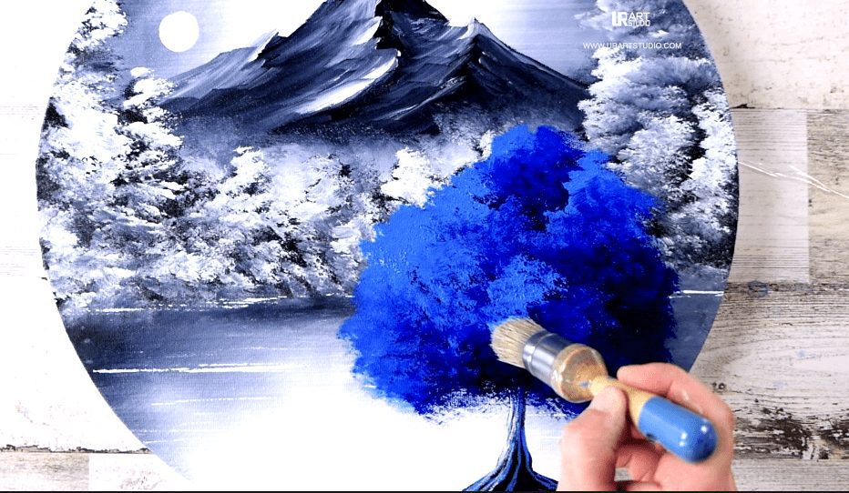 Blue Tree 16 Round Canvas
