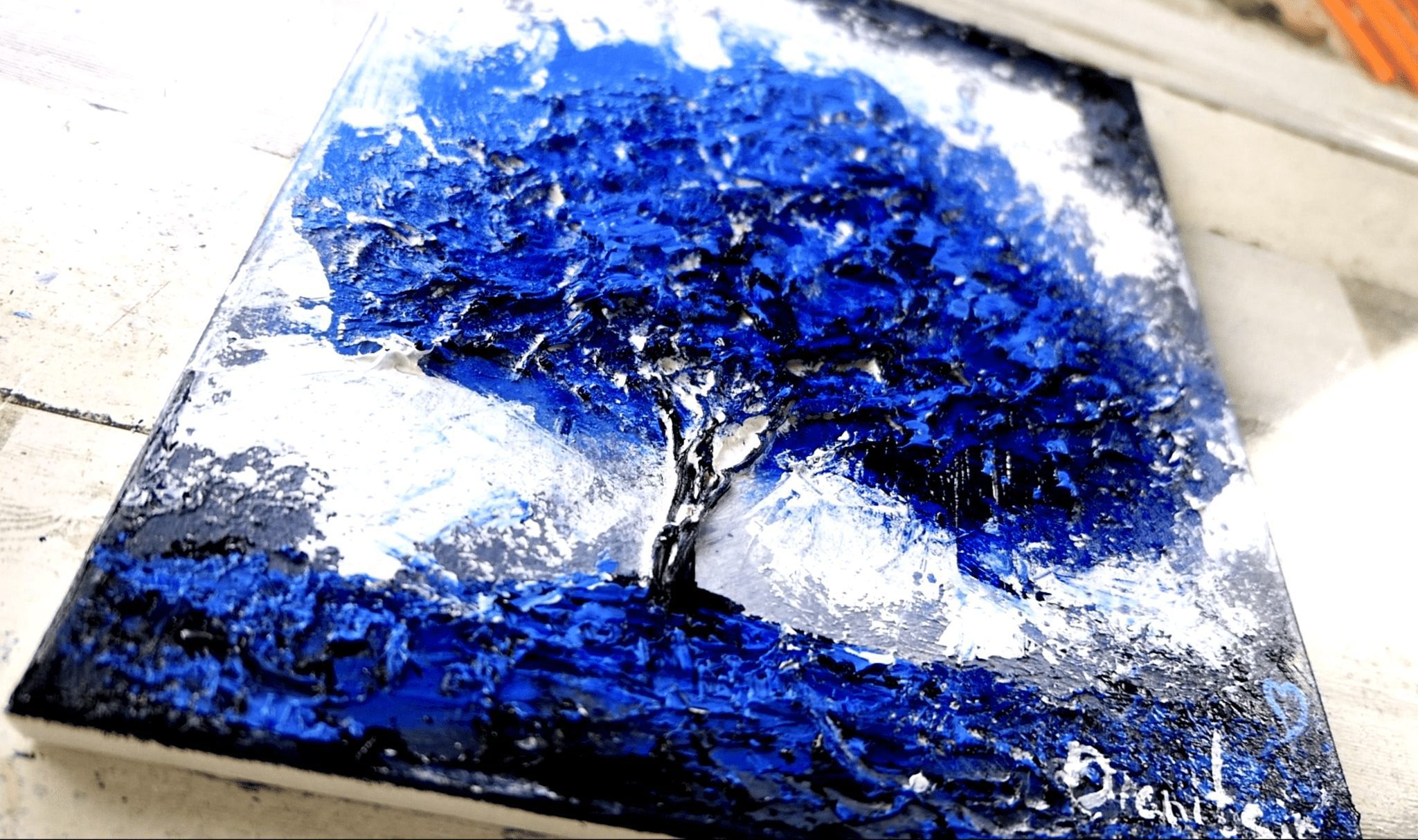 BLUE TREE – heavy texture – UrArtStudio